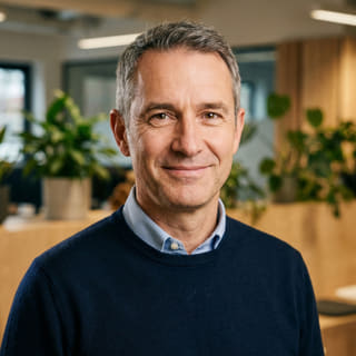 James Mitchell, Directeur Général chez Verane Négocaison